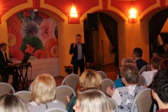 img_5832.jpg